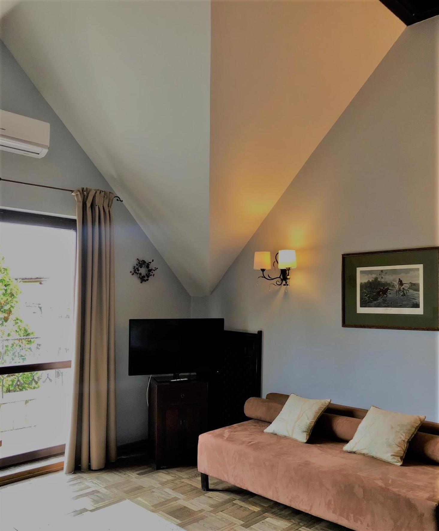 Villa Riccona Bronisze Exterior foto